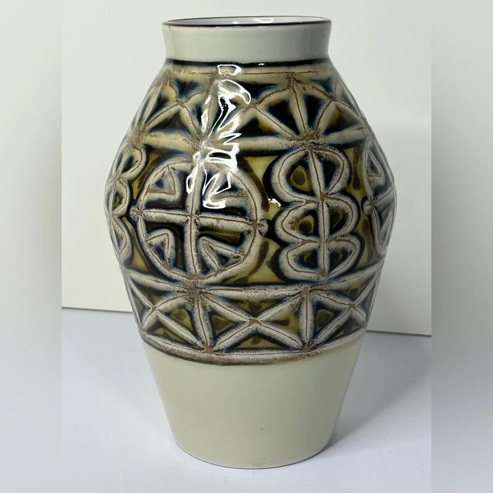 Kozan Japan Pottery Vase 8